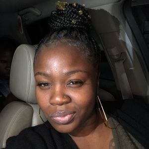 Meet your Posher, Vanessa